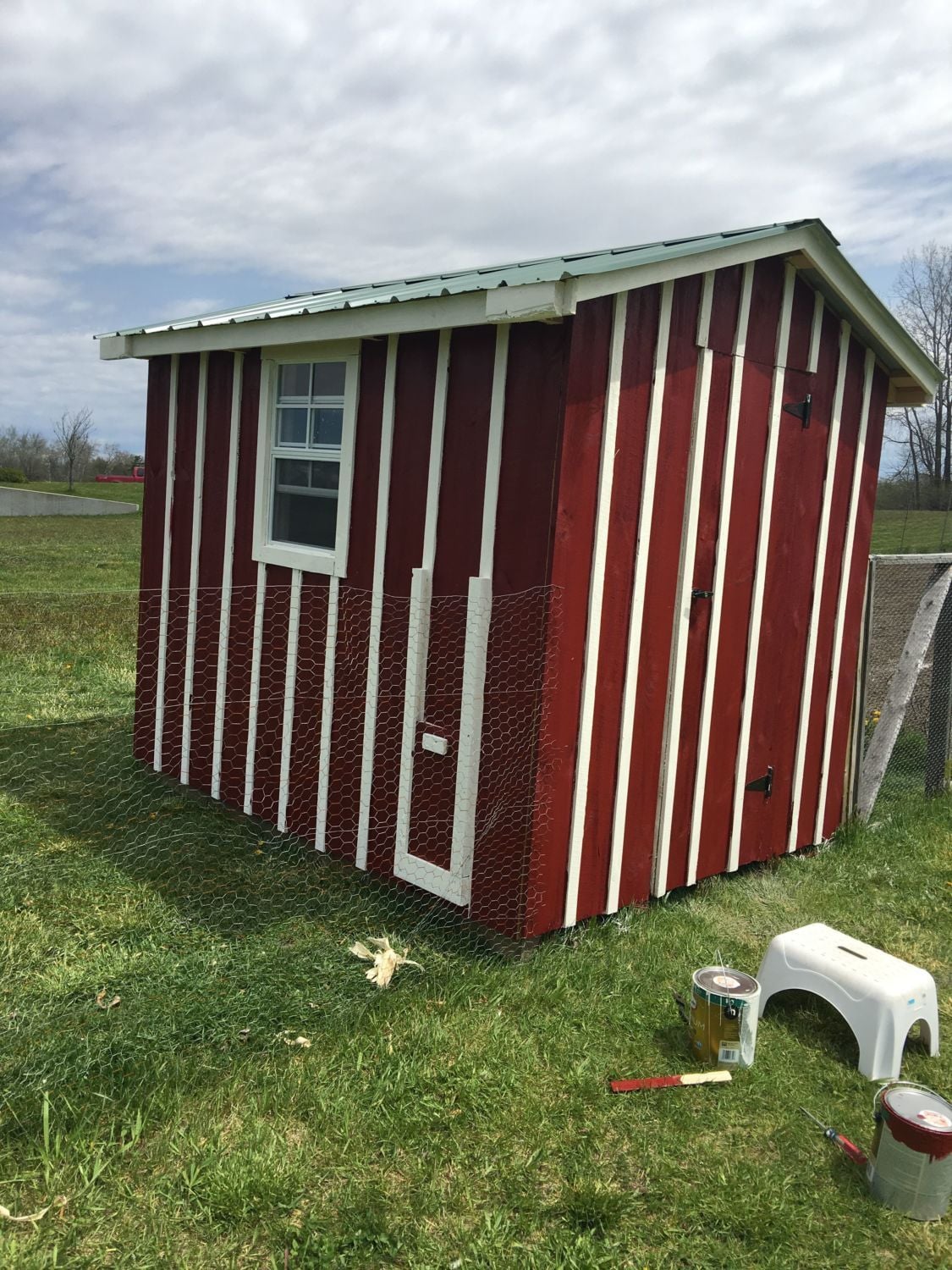 done. I added another layer to the floor since I had some extra paint ...