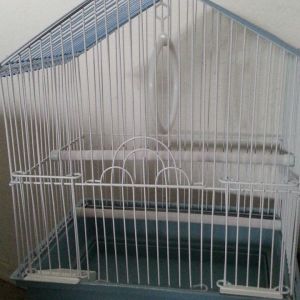 Bird cage w/ two perches, two bowl and ring. 
Pan slides out and everything is removable. 
Used a latch hatch chick for 48 hrs. 
$10