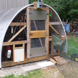 cattle panel, insulated, concrete floored hoop house for 15 hens