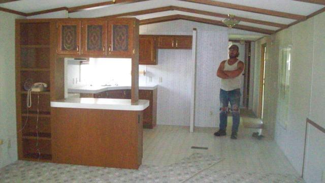14550_kitchendining.jpg