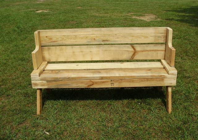 Bench Made From Pallets