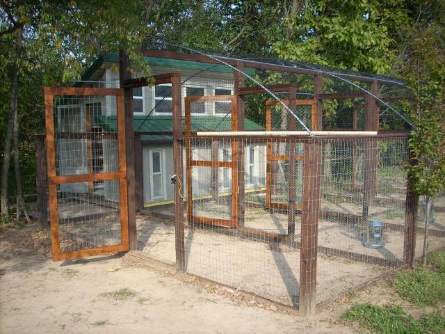 Half Monitor Chicken Coop - BackYard Chickens Community