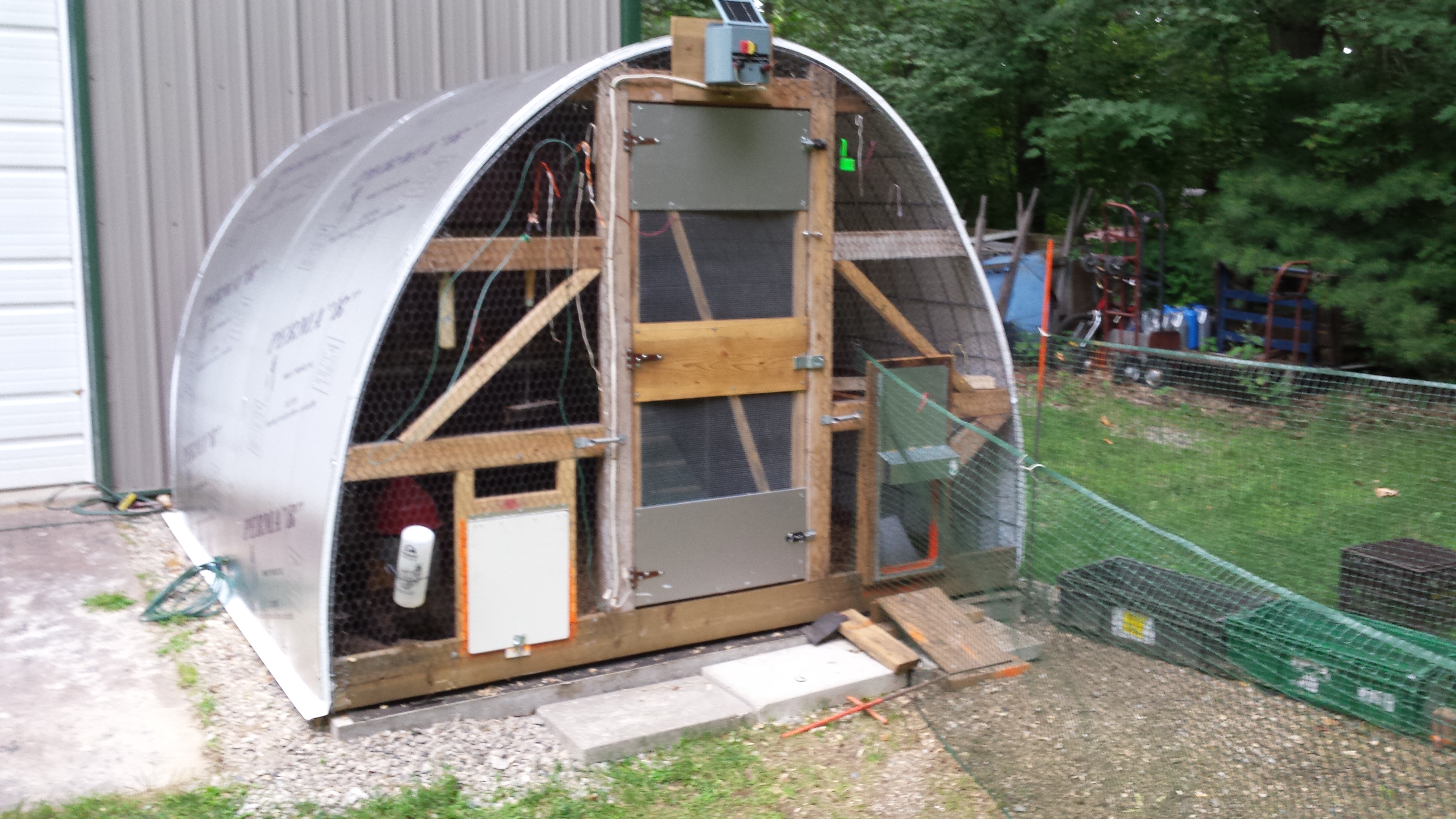 cattle panel, insulated, concrete floored hoop house for 15 hens