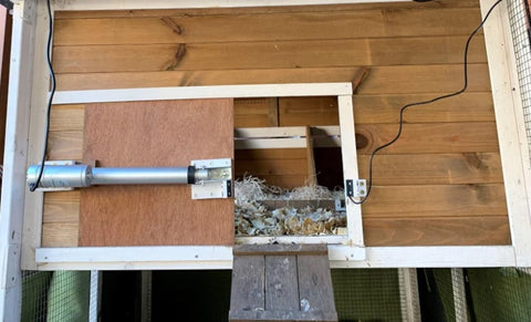 How to make an Automatic a Chicken Coop Door opener