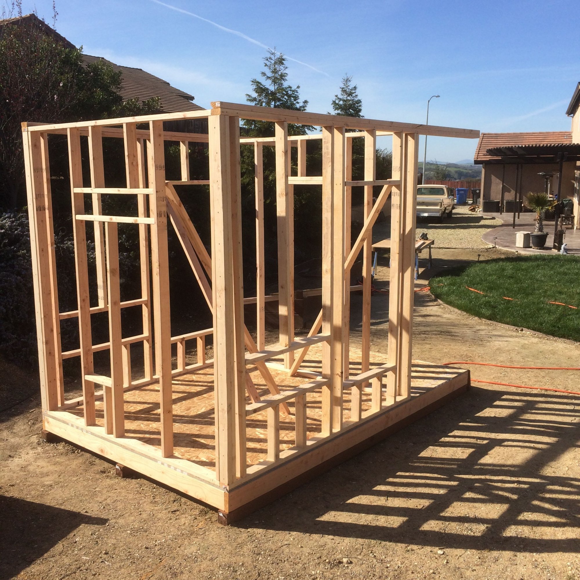 Barnyard Peeps House BackYard Chickens Learn How to Raise Chickens