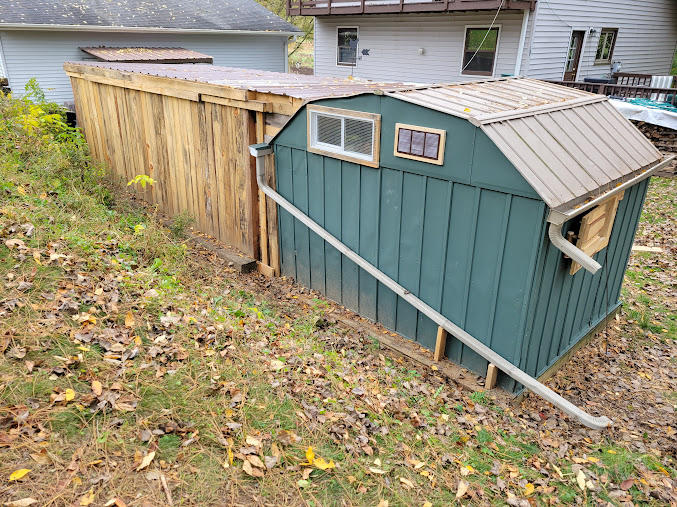Chicken Run Build and Shed conversion25 + pages ventilation and