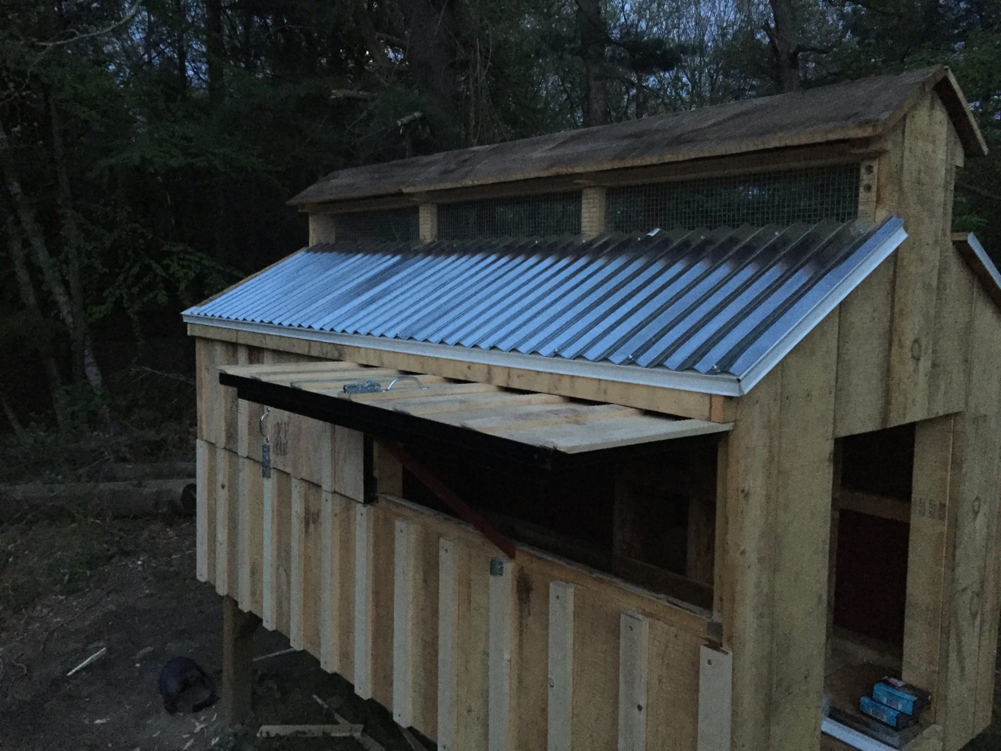 Monitor Barn Style Coop BackYard Chickens Learn How to Raise Chickens