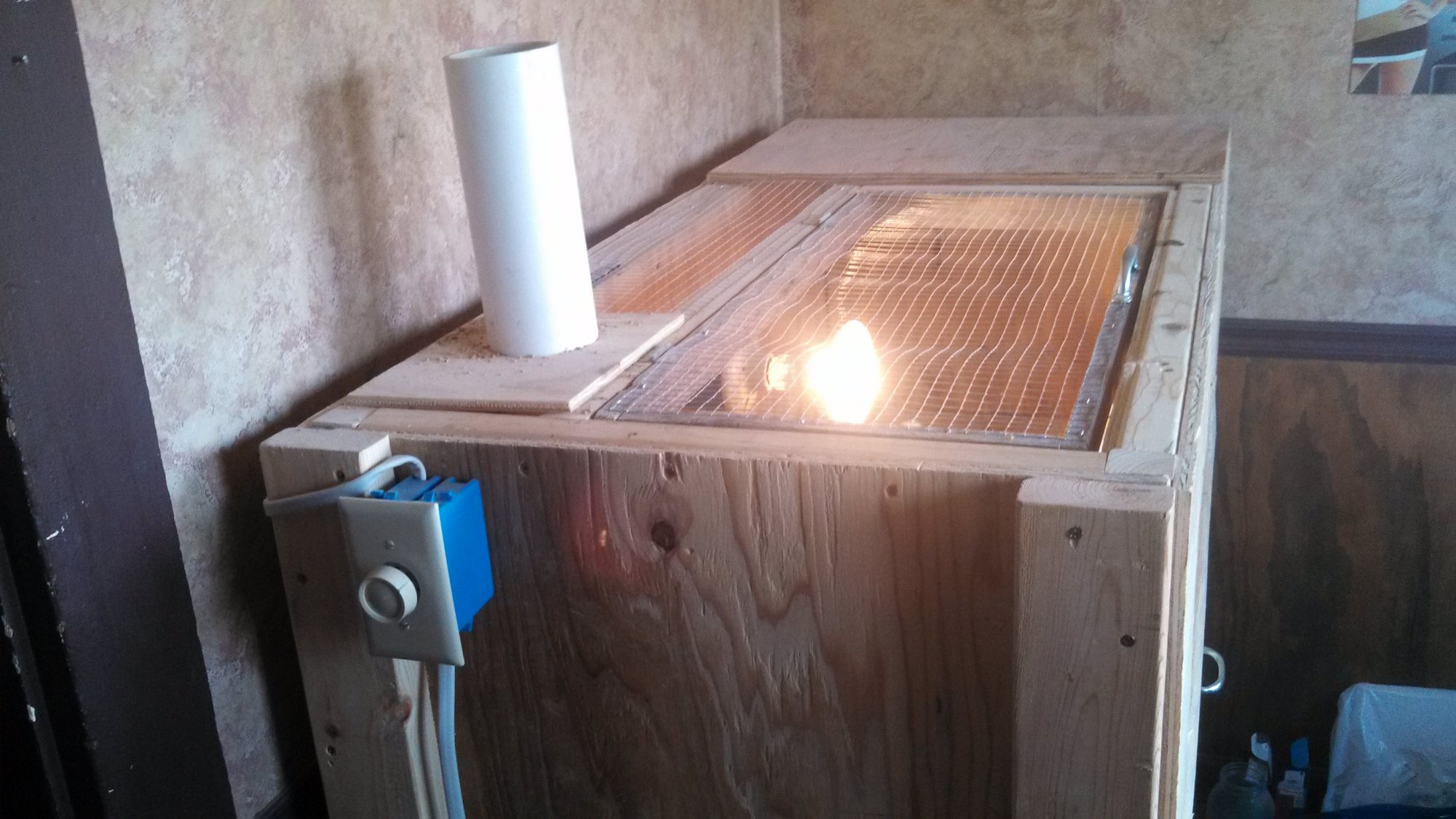 New Super Brooder | BackYard Chickens - Learn How to Raise Chickens