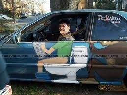 700
