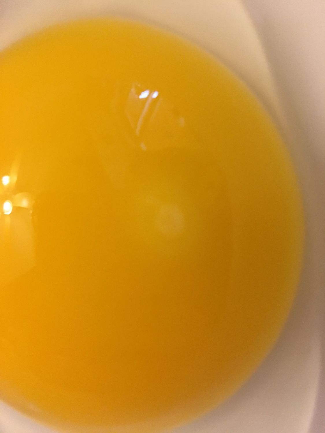 700