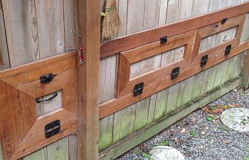 Fence integrated into a coop with cabinets