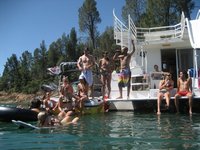 Houseboat.jpg