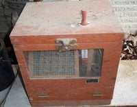 incubator vintage.JPG