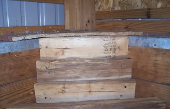bBarnFeeder2.jpg bBarnFeeder2.jpg