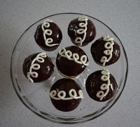 choclate cupcake small bunch.jpg