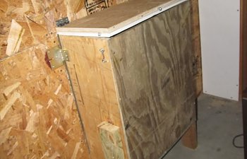 coopfeeder007.jpg coopfeeder007.jpg