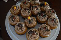 pumpkin cupcakes small.jpg