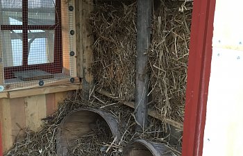 25-adding straw insulation.jpg