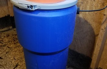 14 gallon heated waterer.jpg