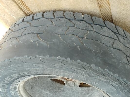 Tire1.jpg