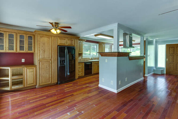 7706 Harwood Pl Springfield VA-small-016-13-Kitchen-666x444-72dpi.jpg