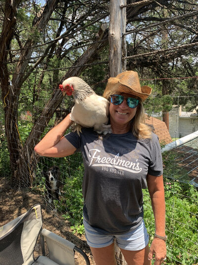 chicken on shoulder.jpg