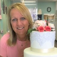 cake lady hen lover