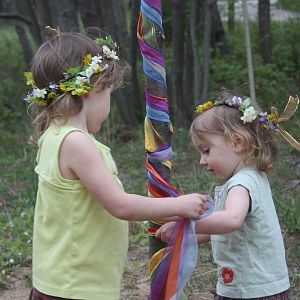 Maypole 3