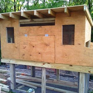 Set on a 3ft base. Top, bottom and three sides of base covered in 1/2in wire cloth