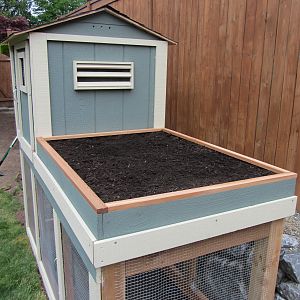 The planting bed that I'll plant lettuce and other things for the chickens in.