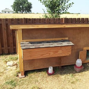 Nesting box lid shingled.