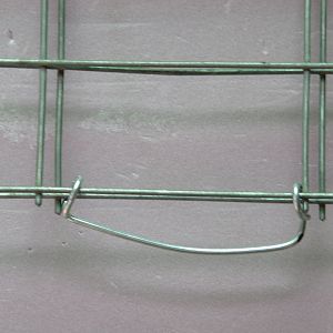 Anti-shifting hing installed