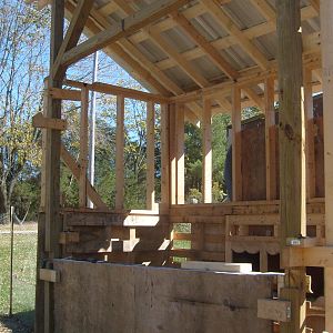 see how the pallets have to be modified to except the frame work for the windows and nest boxes