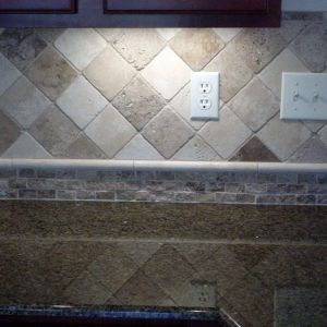 Close-up of the kitchen backsplash.