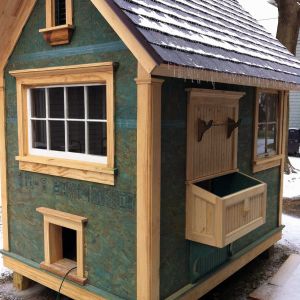 Nesting box almost all trimmed. Need to finish lid.