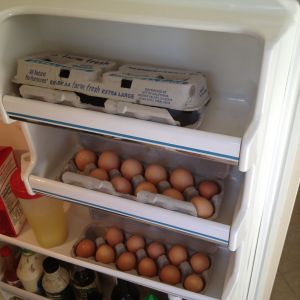 Stocking up eggs