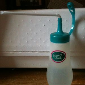 make shift squeeze bottle for adding water for humidity without opening incubator