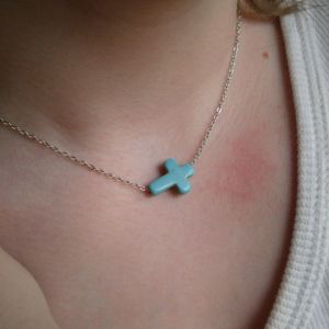 Turquoise Cross Necklace. 16,17, or 18inch.
Turquoise Cross slides on a silver chain and has a Magnetic Clasp.