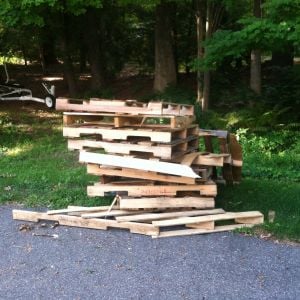 Used about 20 pallets to get the floor and the sides, takes a lot of them to get very little usable lumber.