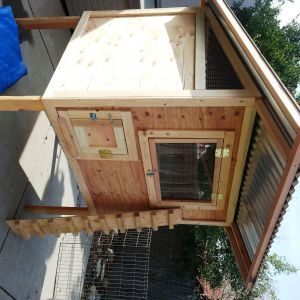 Front with windows closed