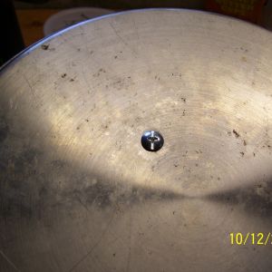 screw tray on bottom of coffee can