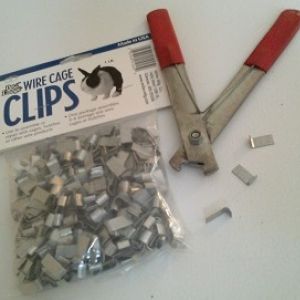 Cage Clip and Pliers