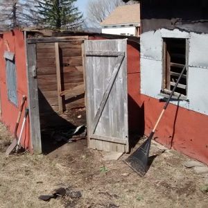 8x8 small chicken coop with roof off. Need total rebuild. We have 2 chicken coops side by side. Large one will be done next spring..