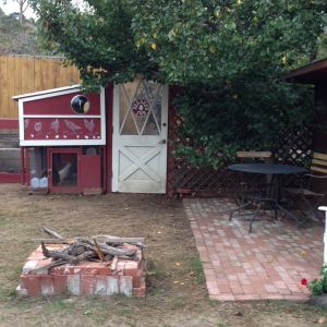 Deedee's Inn, Oct 2015