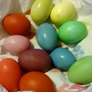 Easter eggs, mixed white and brown