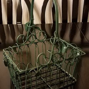 Cynthia 12 Egg Basket Prize