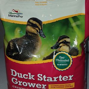 Duckling starter crumbles
