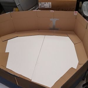 Self-made brooder: Cardbord boxes, Strofoam covered with a Tarp
