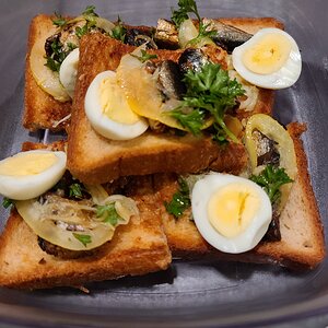 Sardine on toast with quail egg.jpg