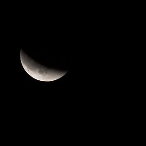 Moon_eclipse_X5156980_05-15-2021-001.jpg